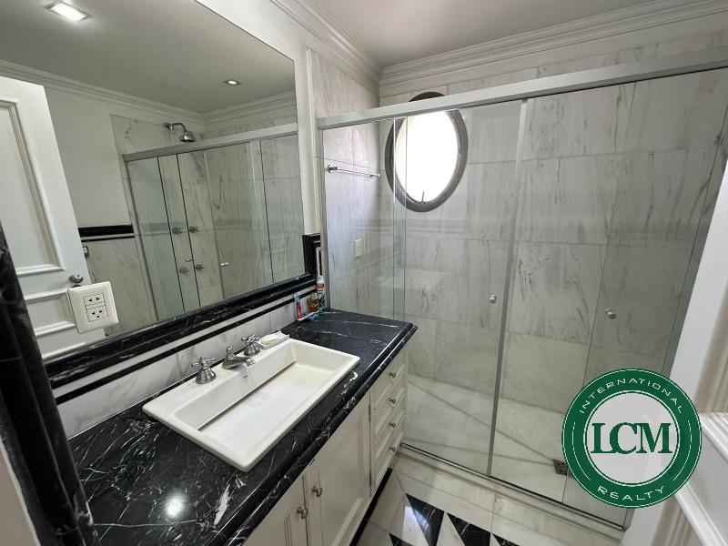 Apartamento a venda no Jardins
