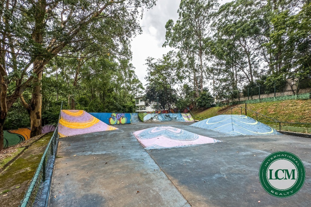 Casa moderna à venda no Condomínio SPII