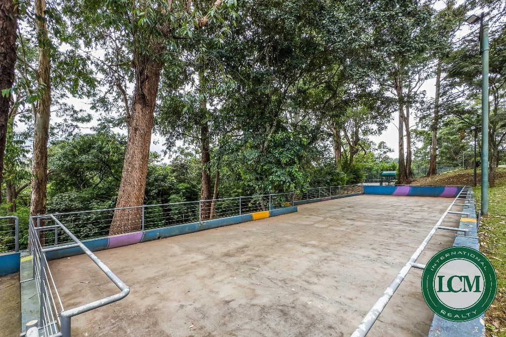 Casa moderna à venda no Condomínio SPII
