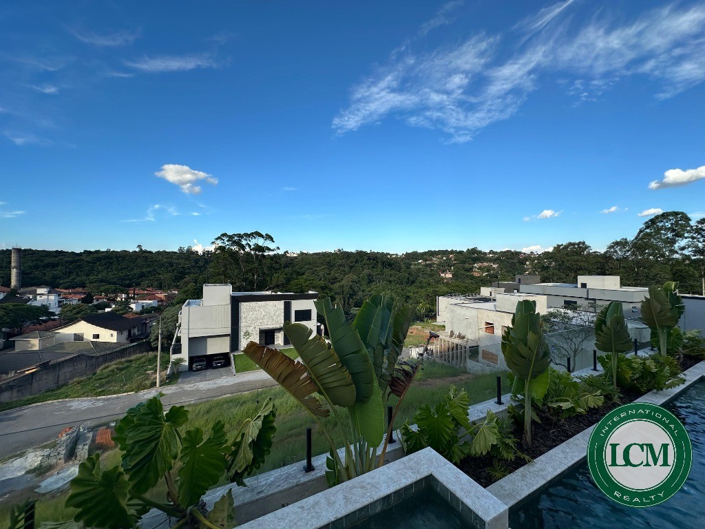 Casa moderna à venda no Condomínio SPII