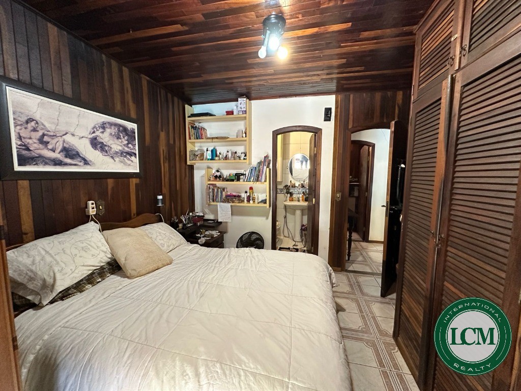 Casa à venda no Condomínio Porto de Ibiúna