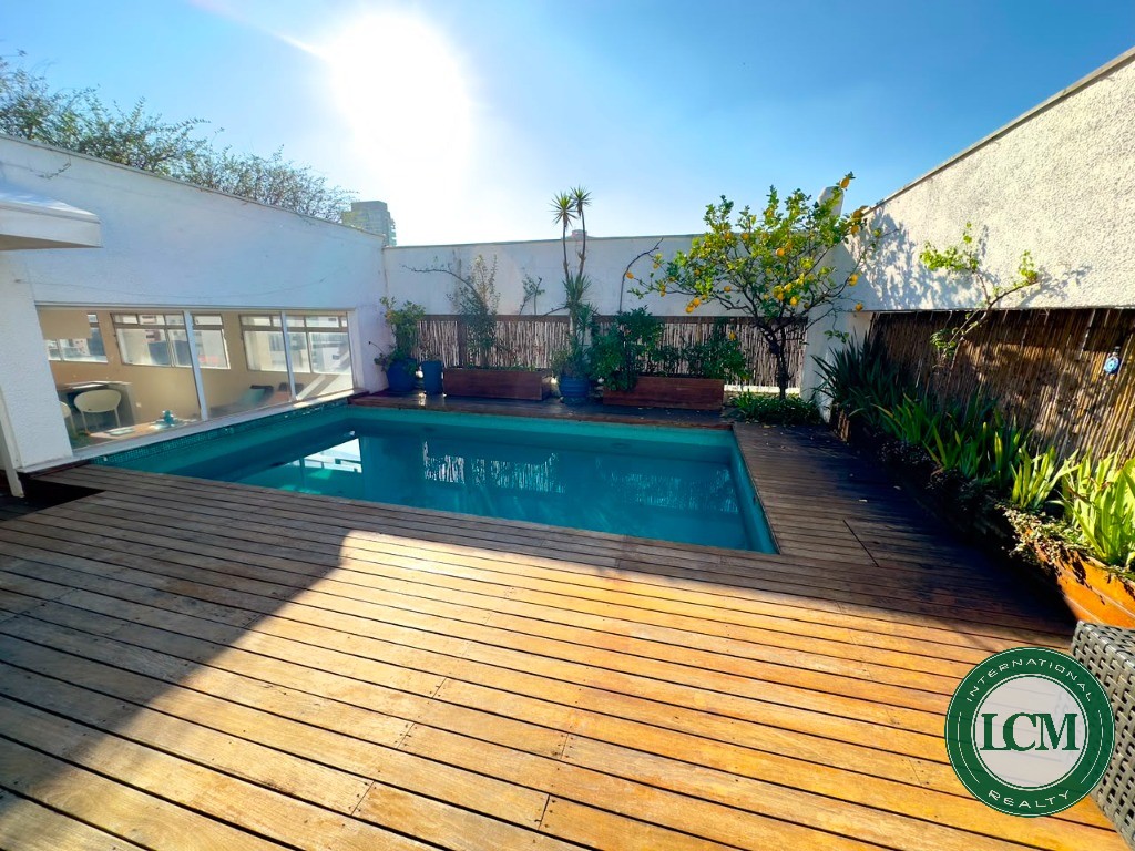Cobertura Exclusiva de 410 m² com Piscina Privativa à Venda no Itaim Bibi