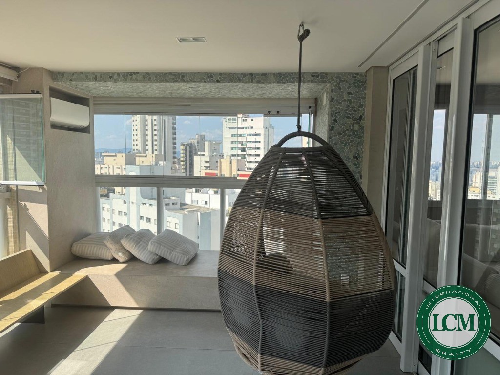 Apartamento à venda na Aclimação - SP