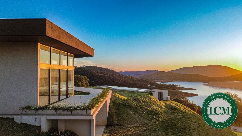 Casa à venda em bragança paulista com vista para a represa