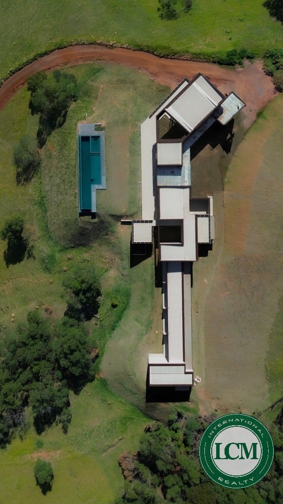 Casa à Venda em Bragança Paulista com Vista para a Represa