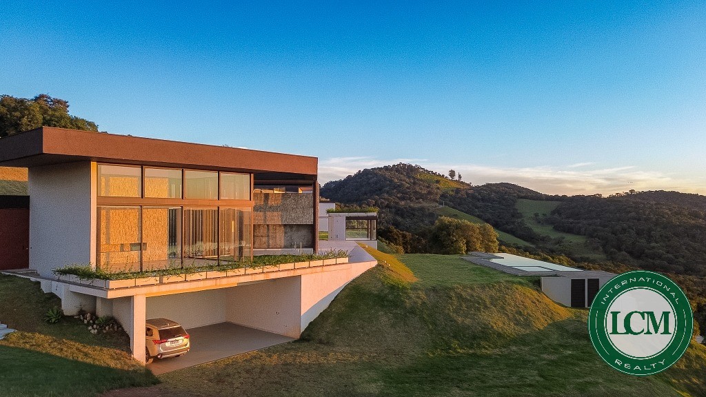 Casa à venda em bragança paulista com vista para a represa