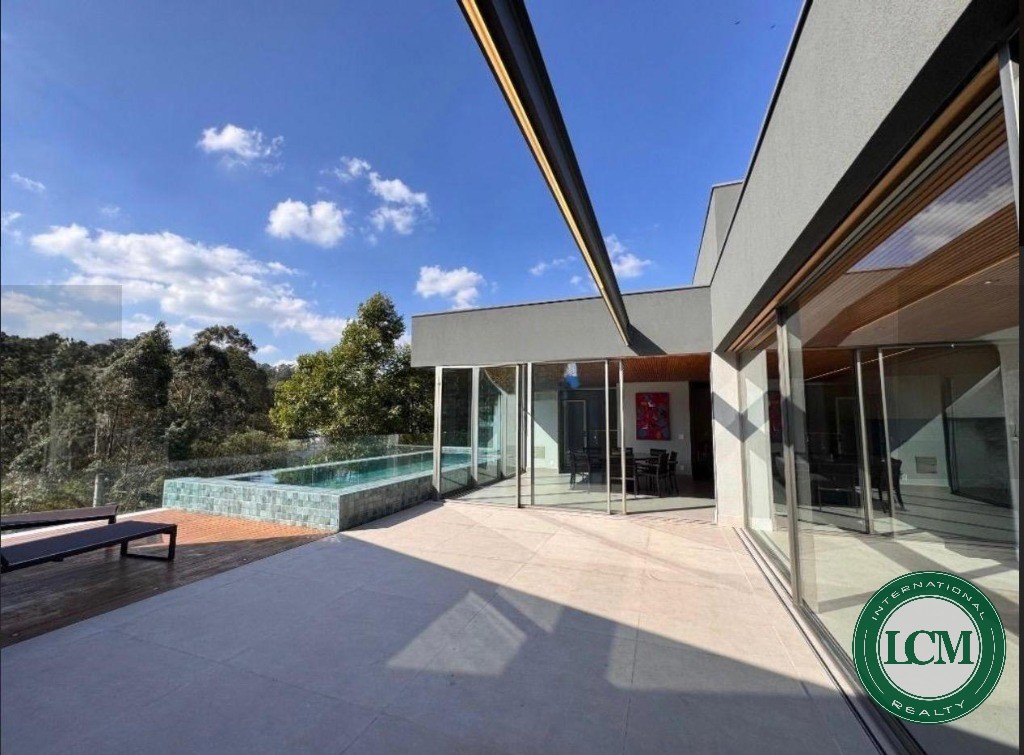 Casa à Venda no Condomínio Alphaville Residencial Um 5 Suítes e Rooftop com Piscina - foto 1