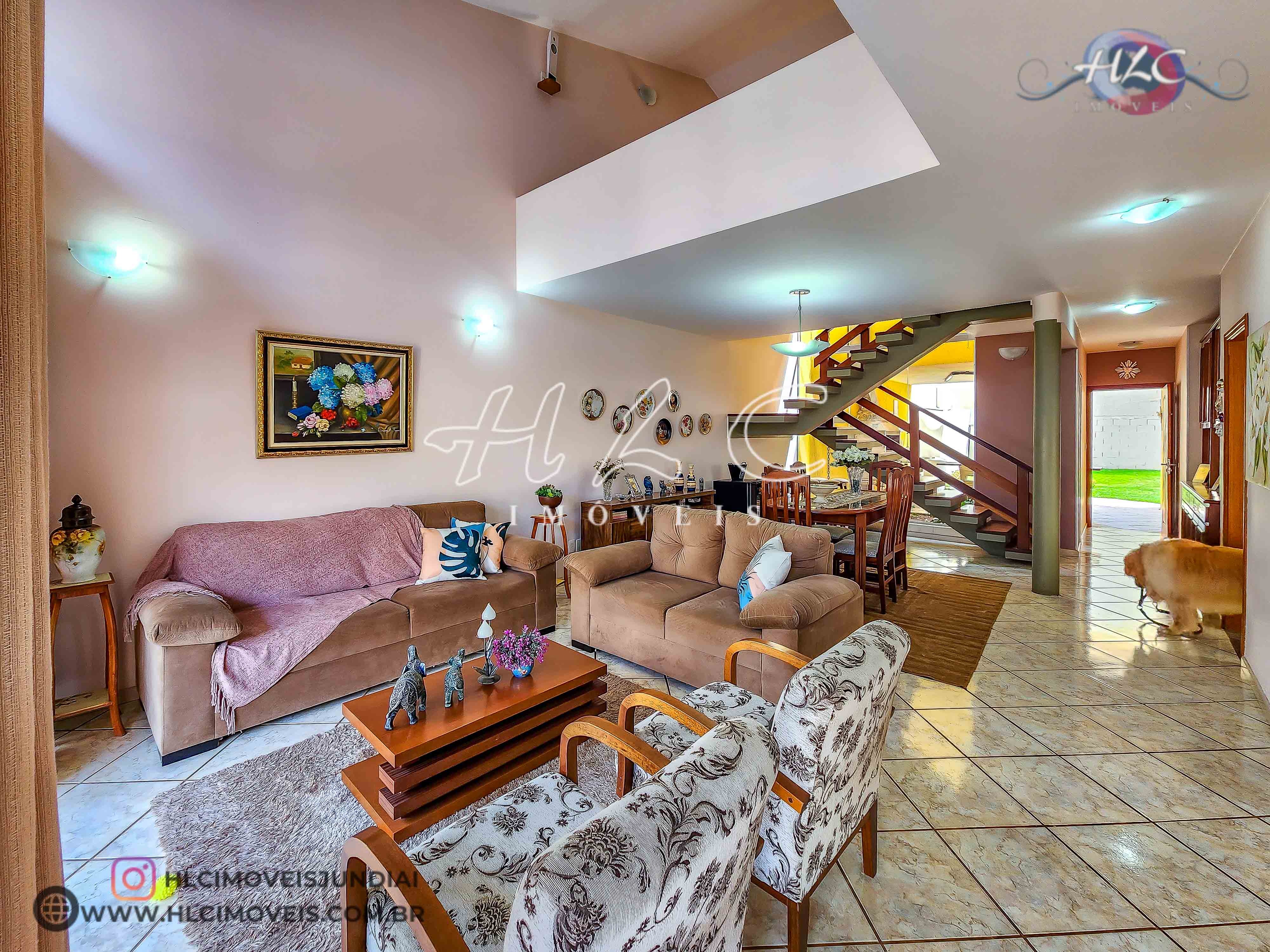 Casa em JARDIM SANTA TERESA, JUNDIAÍ - Casa à Venda no Condomínio Santa Teresa, Jardim Samambaia, Oportunidade Imperdível! Casa Espaçosa em Localização Privilegiada!