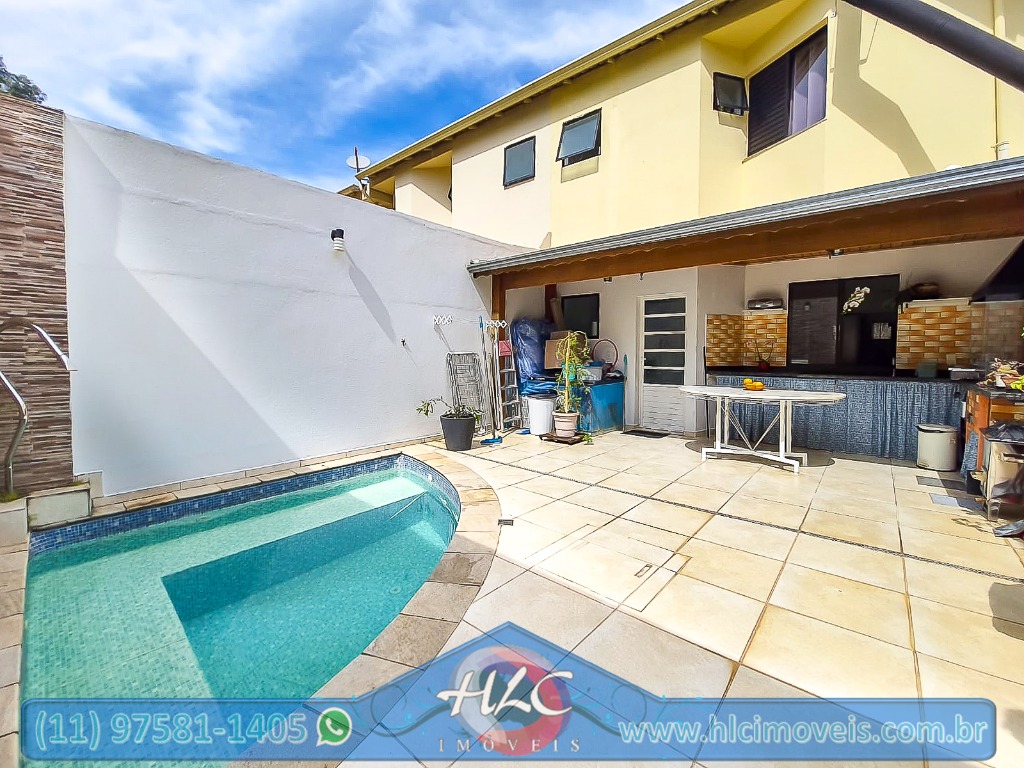 Casa em Jardim Carlos Gomes, Jundiaí - Casa com Piscina a Venda no Condomínio Villagio di Siena, Jardim Carlos Gomes. 3 dormitórios (1 suíte)