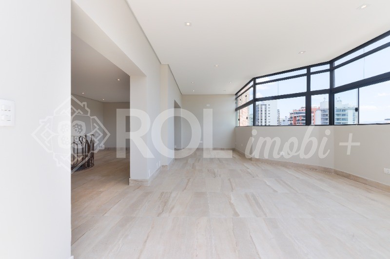 Cobertura, 3 quartos, 248 m² - Foto 7
