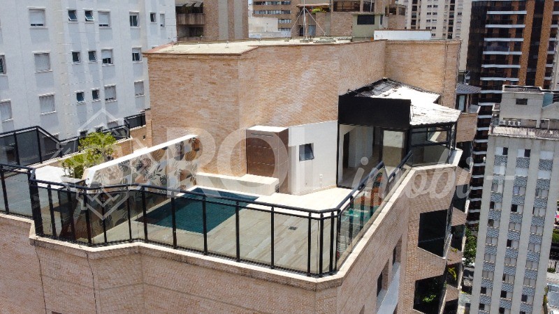 Cobertura, 3 quartos, 248 m² - Foto 1