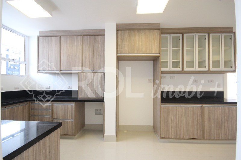 Cobertura, 4 quartos, 382 m² - Foto 3