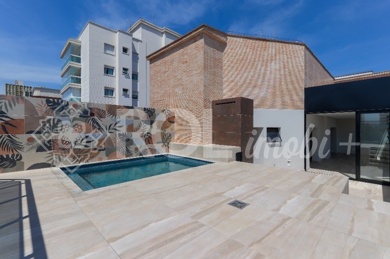 Cobertura, 3 quartos, 248 m² - Foto 2