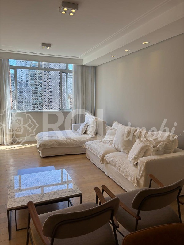 Apartamento, 3 quartos, 220 m² - Foto 1