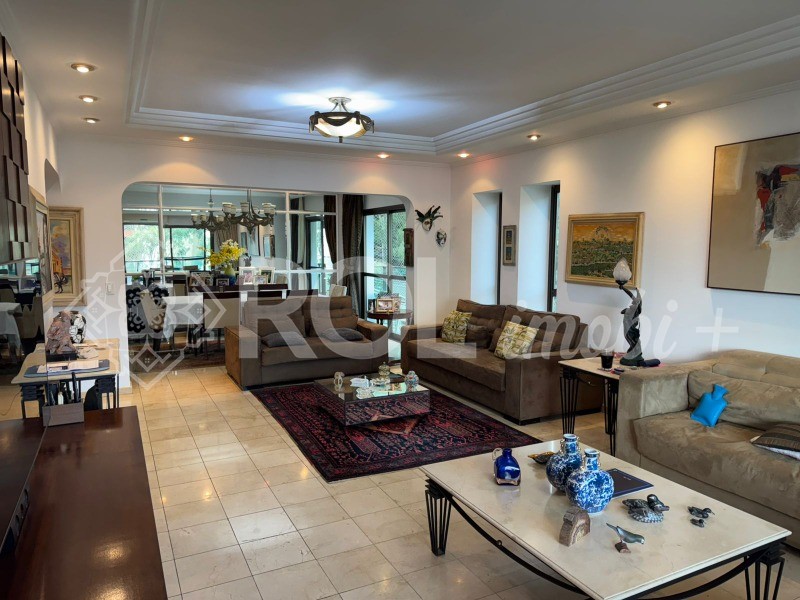 Apartamento, 3 quartos, 247 m² - Foto 1