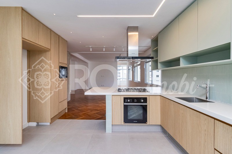 Apartamento, 3 quartos, 230 m² - Foto 10