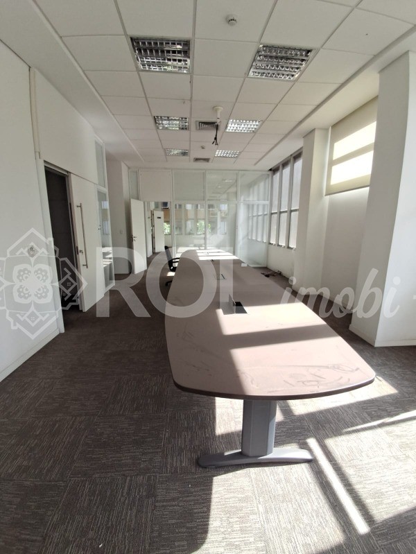 Sala-Conjunto, 1188 m² - Foto 1