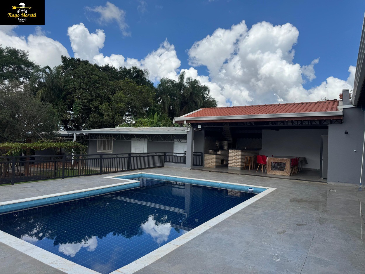 Chácara, 4 quartos, 1000 m² - Foto 1