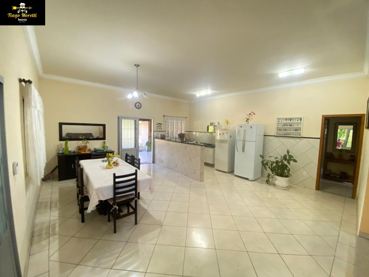 Chácara, 3 quartos, 1560 m² - Foto 4