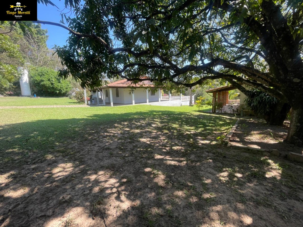Chácara, 3 quartos, 250 m² - Foto 1