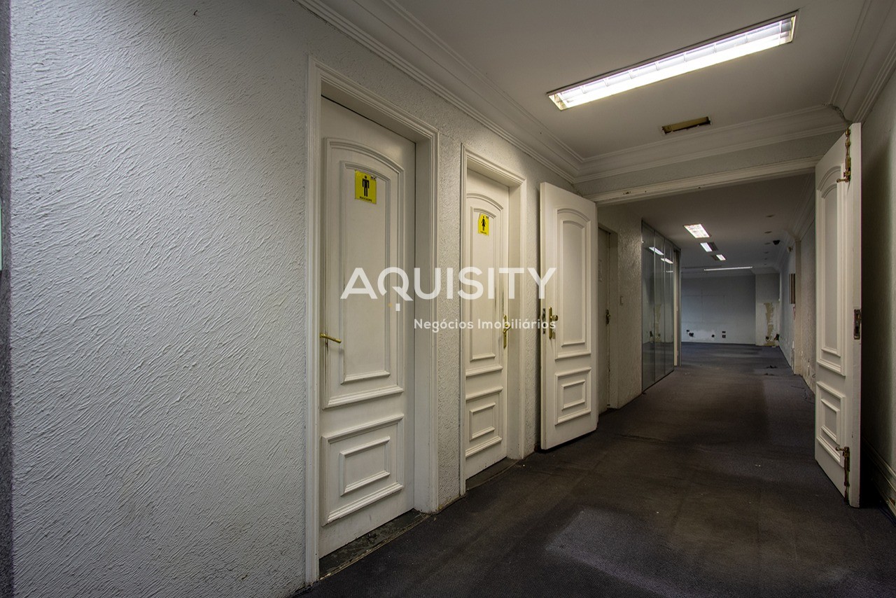 Casa comercial com 3 salas para alugar 242m² Cerqueira César