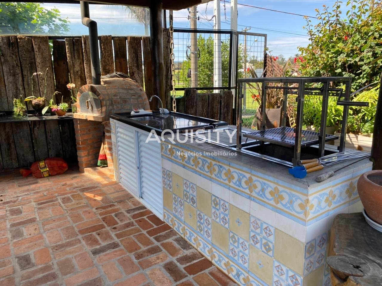 Casa à venda no Portal Japy Golf Club, 460m², 3 suítes, campo de Golf, piscina, churrasqueira, 3 vagas garagem