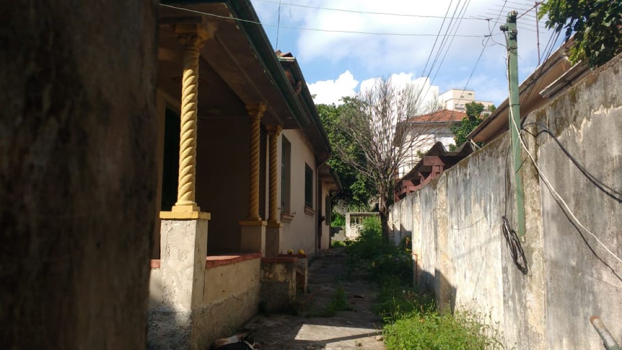 Terreno a venda na Mooca, excelente para construir casa ou salão comercial, excelente localização