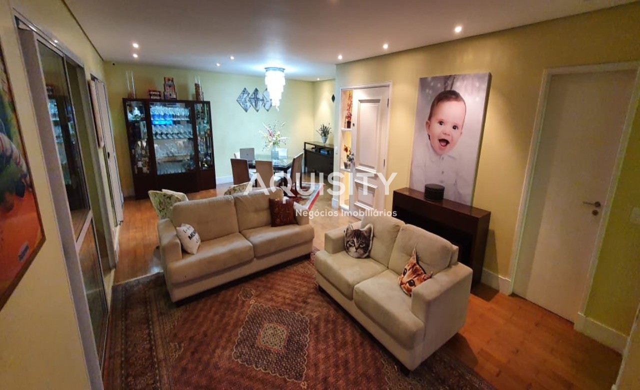 Apartamento alto padrão Brooklin a venda 171m2 - 3 Suítes, 5 Banheiros, Varanda, Cozinha, 3 Vagas. Lazer completo
