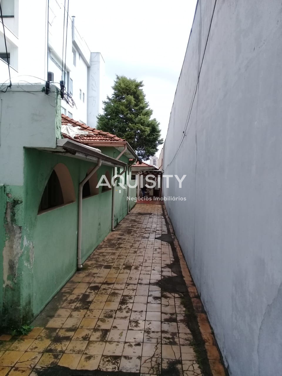 Terreno à venda, 400 m² - Tatuapé - 2 Casas - 2 Dormitórios, Sala, Cozinha, Banheiro, Quintal, Área Serviço.