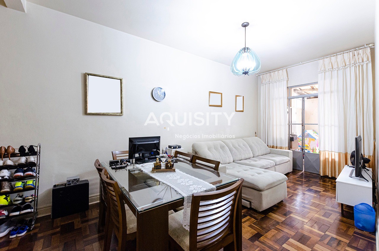 Apartamento à Venda 100 m² Bom Retiro - 2 Dormitórios, Sala para dois ambientes, Varanda, 2 Banheiros com box de vidro, Lavanderia, Sem vaga garagem.
