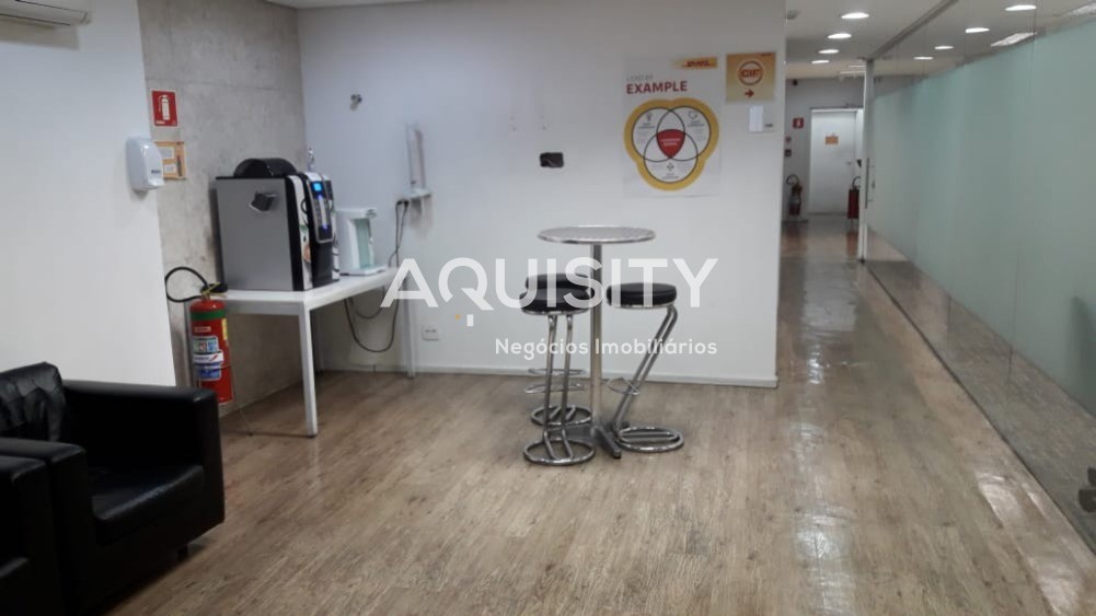 Prédio Comercial para Alugar 1749 m² - Centro Santos - SP - Prédio constituído por térreo, mezanino e 3 pavimentos superiores, com ampla área.