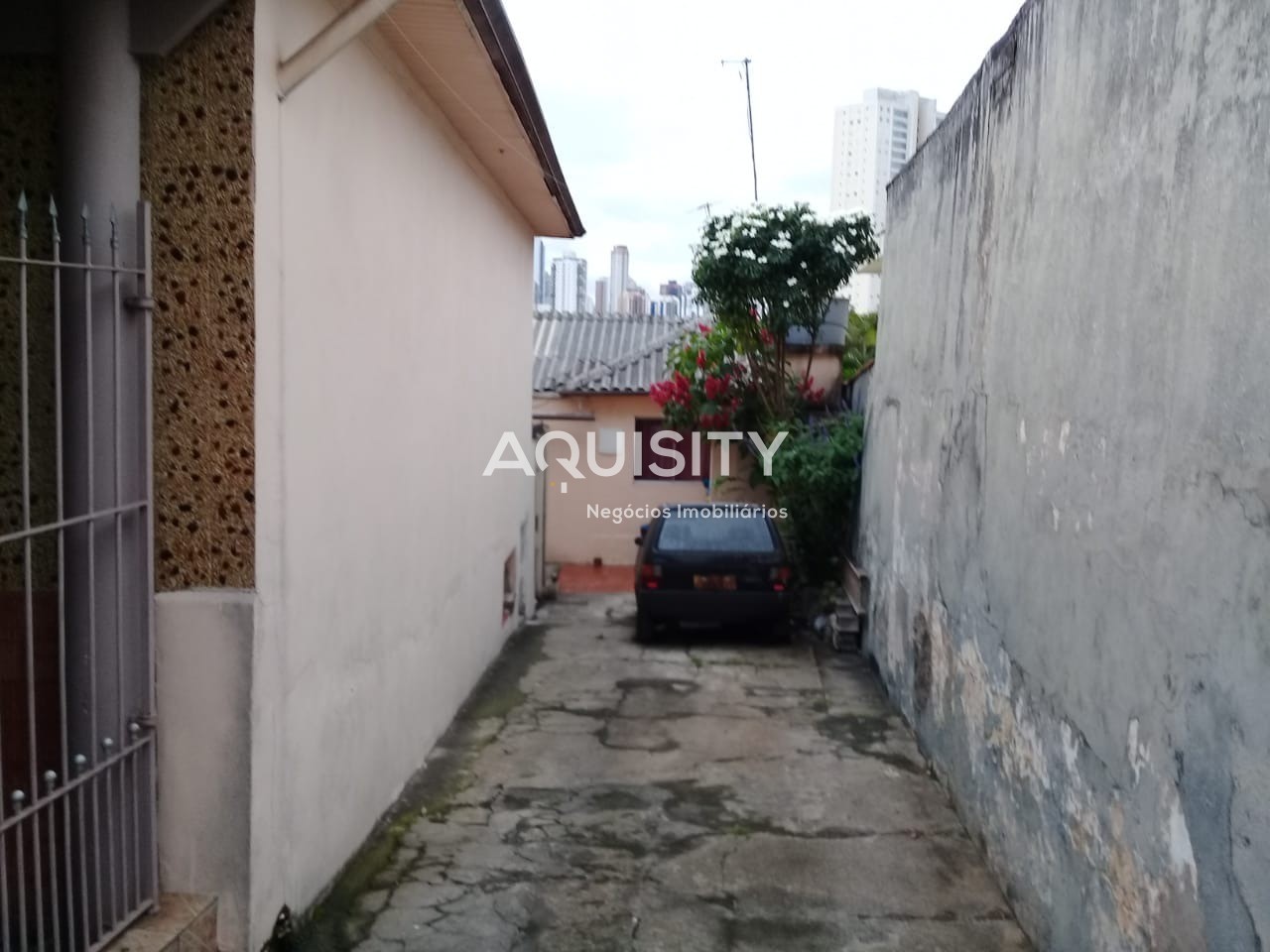 Casa a venda Mooca (Zona Leste) - São Paulo/SP - 4 Casas - 5 Dormitórios, 5 Banheiros, Salas, Cozinhas, Quintal, 5 Vagas. PARA INVESTIMENTO