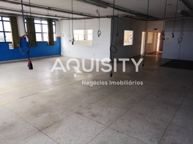 Prédio Comercial a venda 1720 m² Brás - 11 Pavimentos, 12 Banheiros, Salas, Elevador, 6 Vagas.