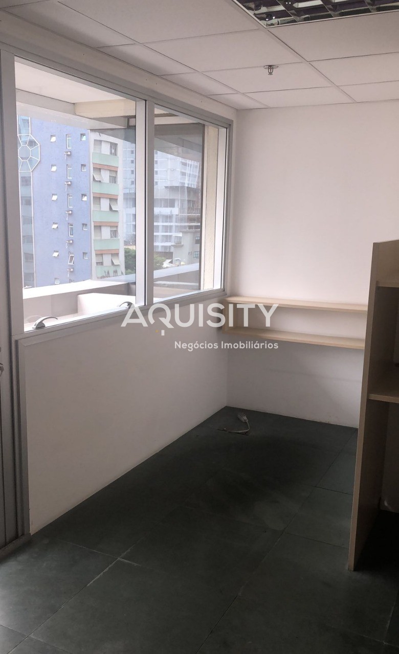 Sala Comercial à venda 36m² Pinheiros - divisão para 2 salas, Mobiliado, 1 Banheiro, Varanda, Ar Condicionado, Próximo a Estação Faria Lima