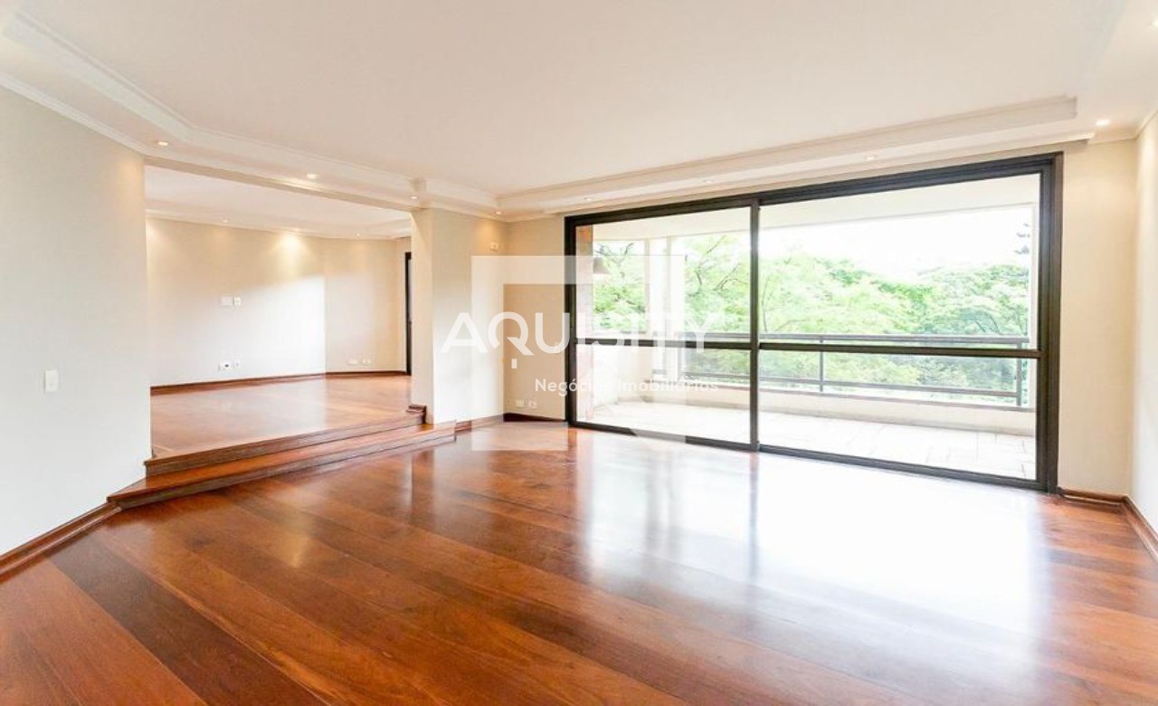 Apartamento à venda 250m² Jardim Europa 3 suítes Sala 3 ambientes 4 vagas Lavabo Closet Hidro Varanda Armários próximo ao Clube Pinheiros