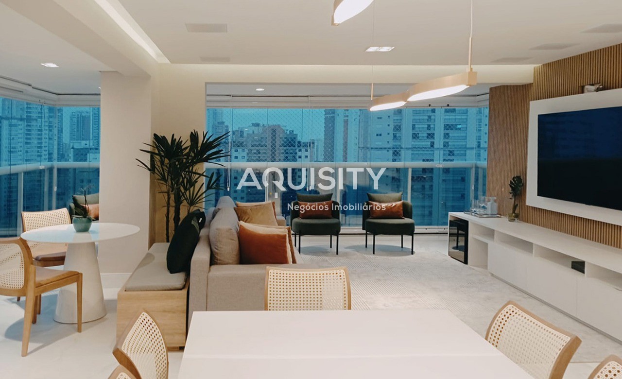 Apartamento à venda 152m², 4 dormitórios sendo 3 suítes, 3 vagas fixas, reformado, lazer completo