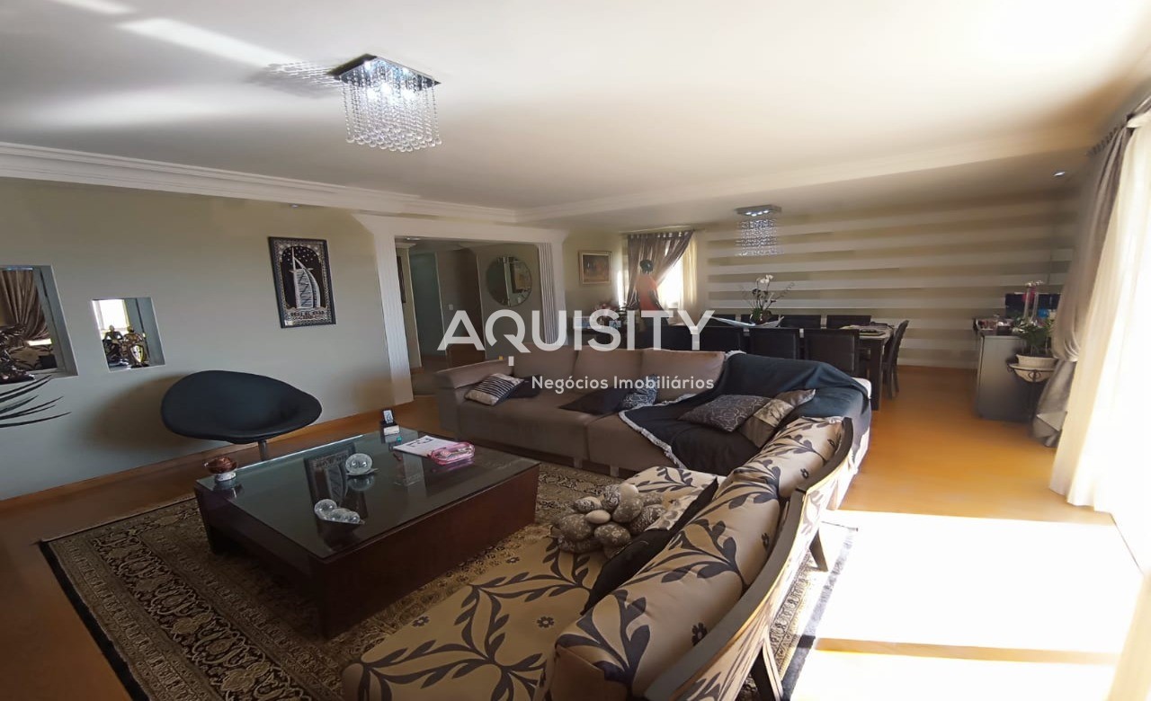 Apartamento Cobertura à venda 356m² Tatuapé 4 suítes 4 vagas com depósito 6 banheiros Varanda Gourmet Jacuzzi Móveis Planejados com Lazer Completo