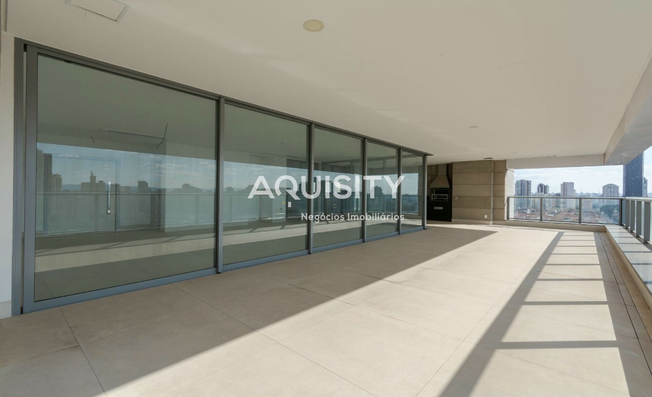Apartamento a venda no Altos do Tatuapé, 374m², 3 suítes, 5 vagas.