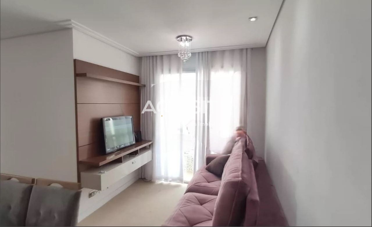 Apartamento à venda 50m² Jd. Imperador 2 dormitórios Sala 2 ambientes Banheiro Social 1 Vaga Cozinha Lavanderia Condomínio com Lazer