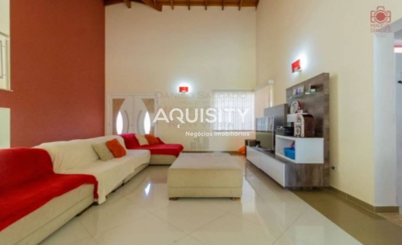 Casa à venda em Condomínio Fechado 576,45m² Cabreúva 1.085,47m² terreno 5 dormitórios sendo 3 suítes 2 Piscinas aquecidas 7 vagas Churrasqueira