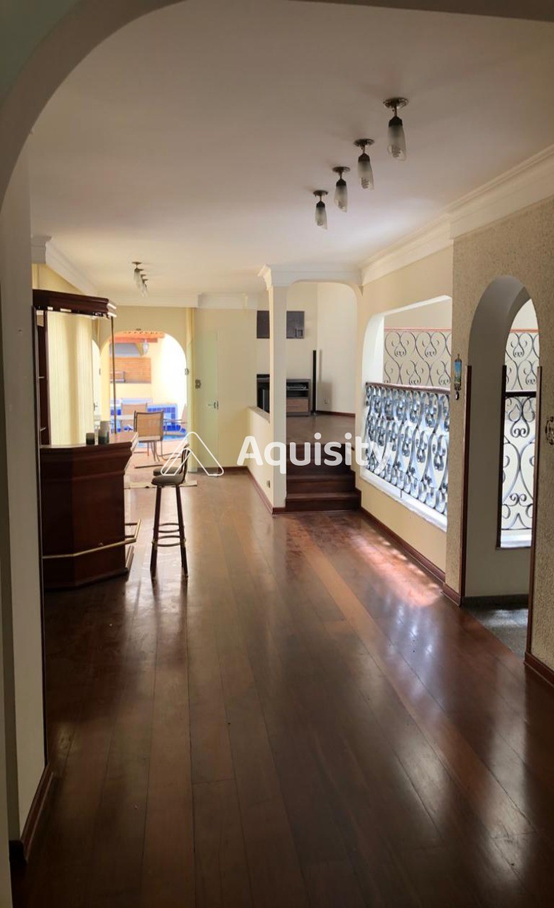 Casa Sobrado à venda 348m² Mooca 4 suítes Sala 4 ambientes 4 vagas 6 banheiros Piscina Churrasqueira Cozinha Quintal Jardim Móveis Planejados