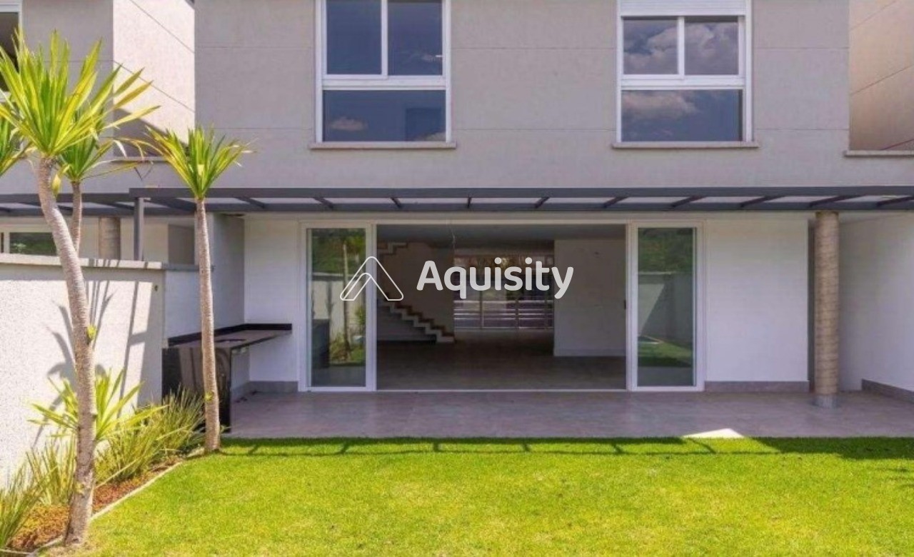 Casa Sobrado em Condomínio Fechado 424m² Jardim Cordeiro 4 suítes 4 vagas Sala Cozinha Lavanderia Jardim Piscina