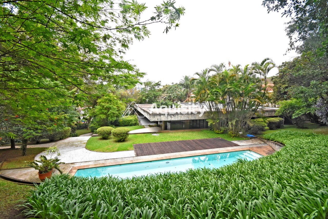 Terreno à venda com 3.100m² na Cidade Jardim - 976m² de AC com 3 dormitórios, piscina, 5 banheiros, 6 vagas de garagem, cozinha e jardim