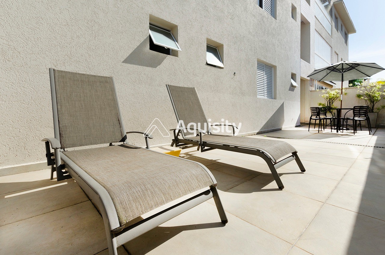Apartamento Garden à venda 207m² Guarujá 3 suítes Sala 2 ambientes Varanda gourmet Quintal 3 vagas Cozinha americana Ar condicionado 60m da praia