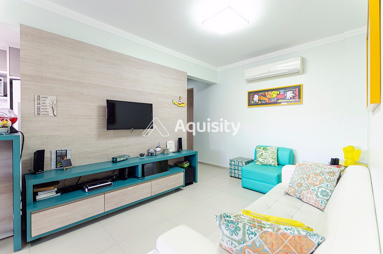 Apartamento Garden à venda 207m² Guarujá 3 suítes Sala 2 ambientes Varanda gourmet Quintal 3 vagas Cozinha americana Ar condicionado 60m da praia