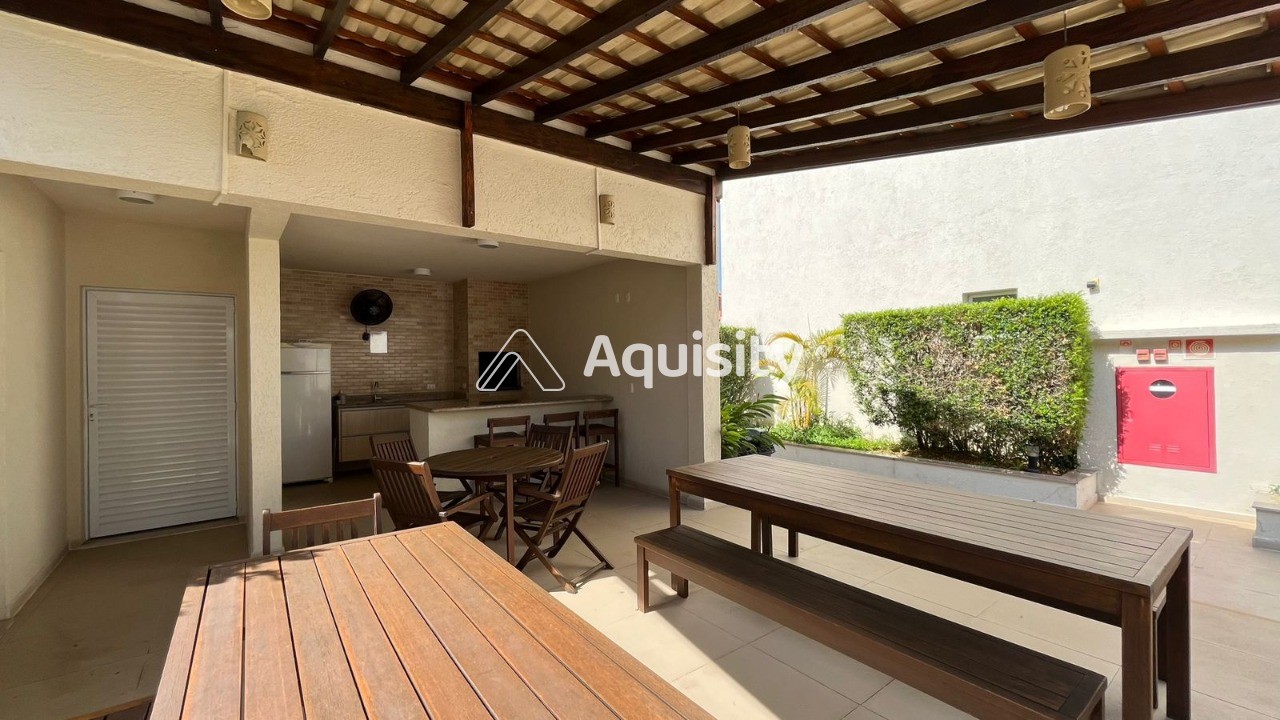 Apartamento Garden à venda 207m² Guarujá 3 suítes Sala 2 ambientes Varanda gourmet Quintal 3 vagas Cozinha americana Ar condicionado 60m da praia