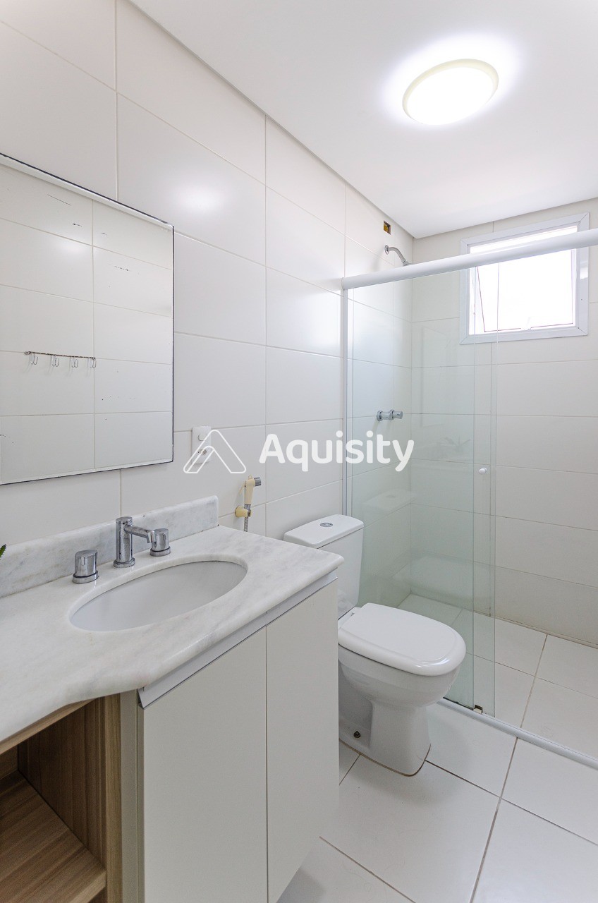 Apartamento Garden à venda 207m² Guarujá 3 suítes Sala 2 ambientes Varanda gourmet Quintal 3 vagas Cozinha americana Ar condicionado 60m da praia