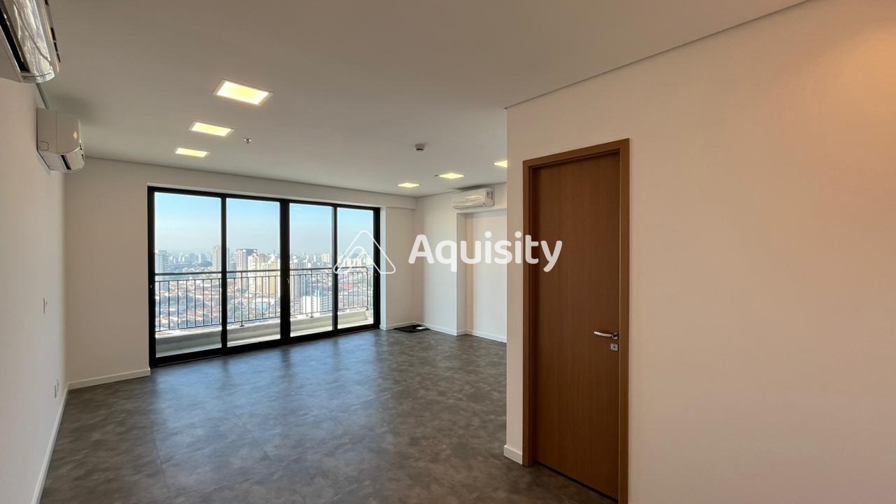 Sala Comercial  para Venda ou Locação 40m² Mooca - sala ampla, ar condicionado, 2 banheiros, varanda, 1 vaga, andar alto com vista incrível