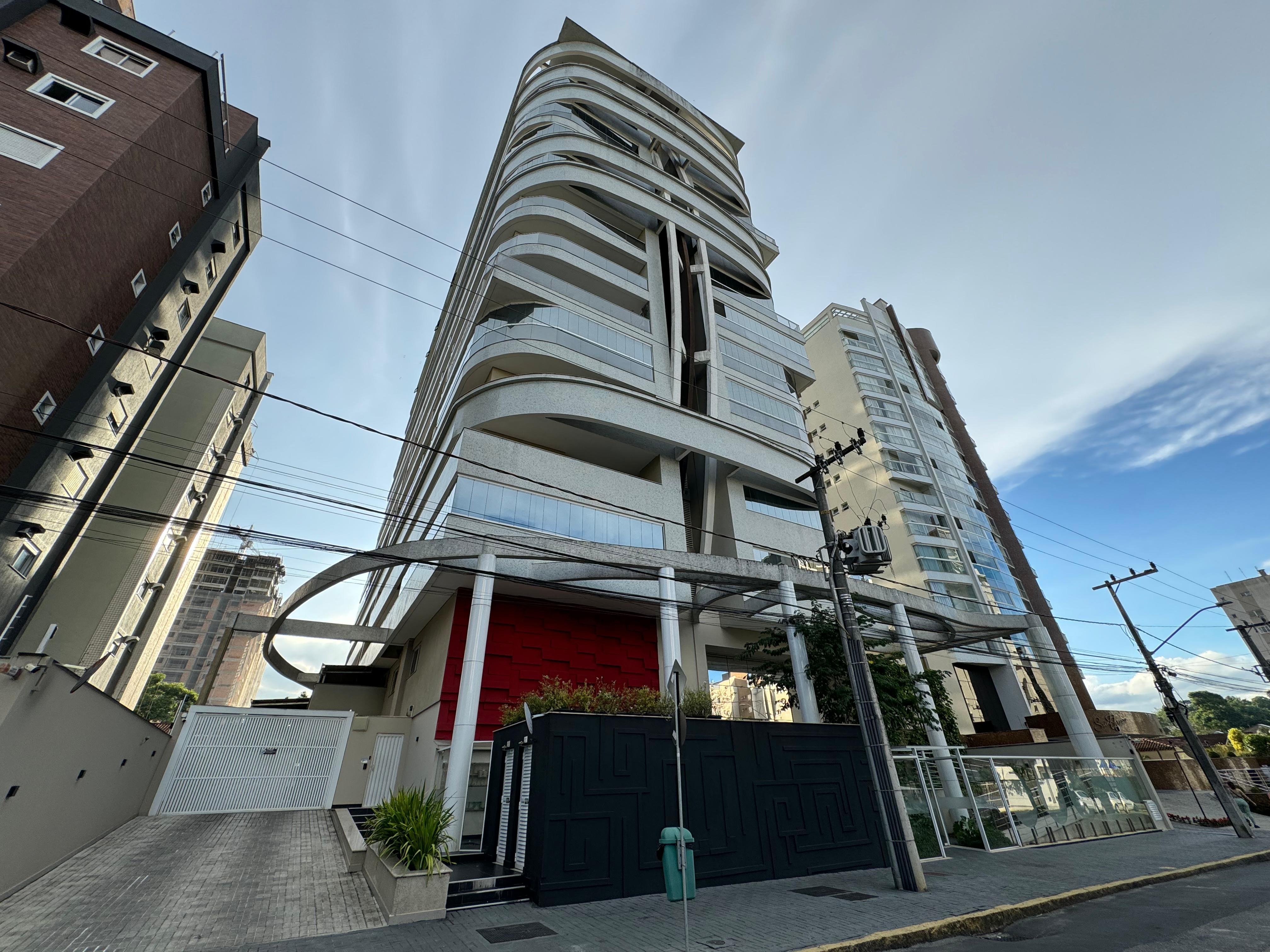 Apartamento, 3 quartos, 223 m² - Foto 1