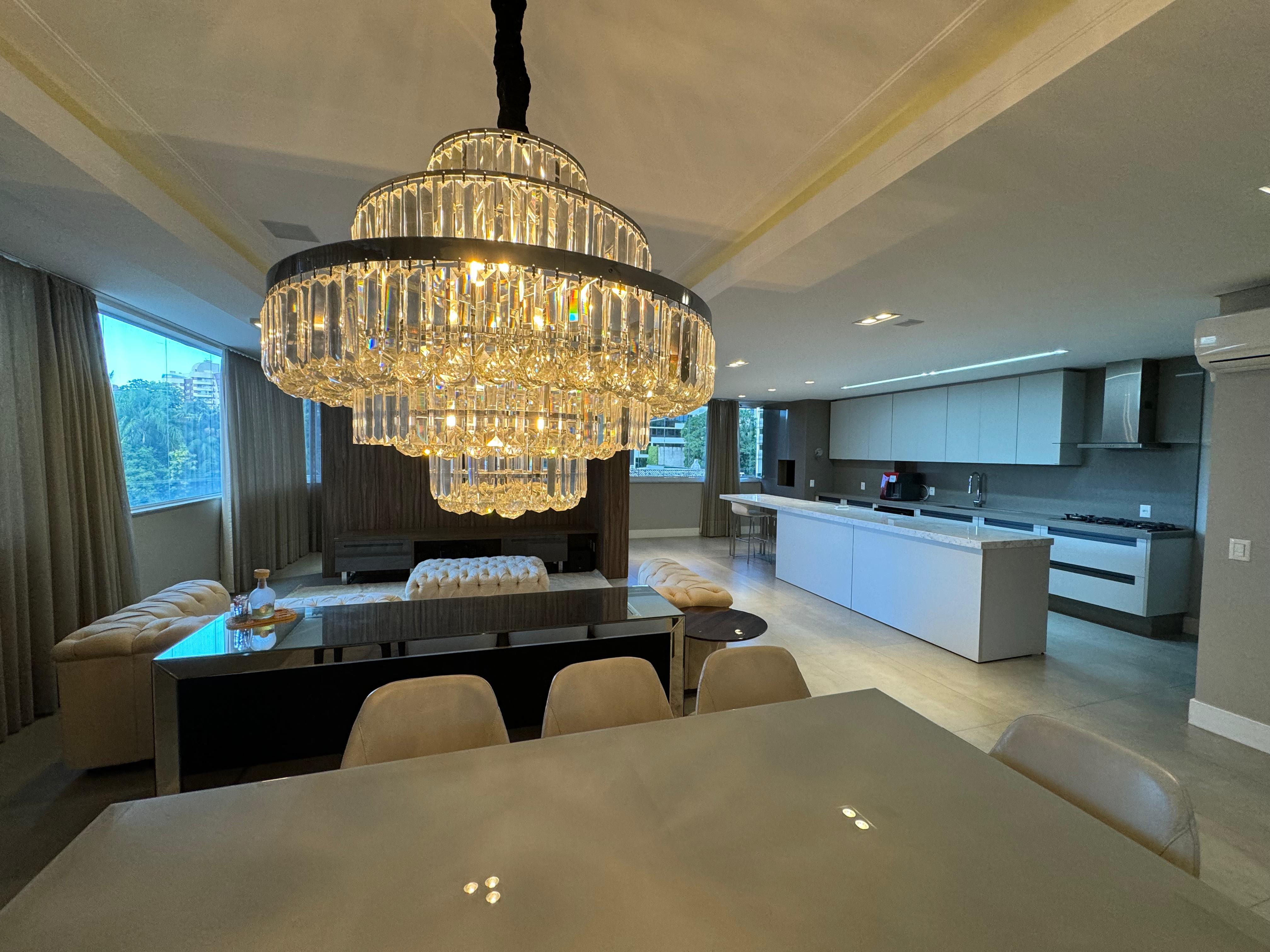 Apartamento, 3 quartos, 223 m² - Foto 2